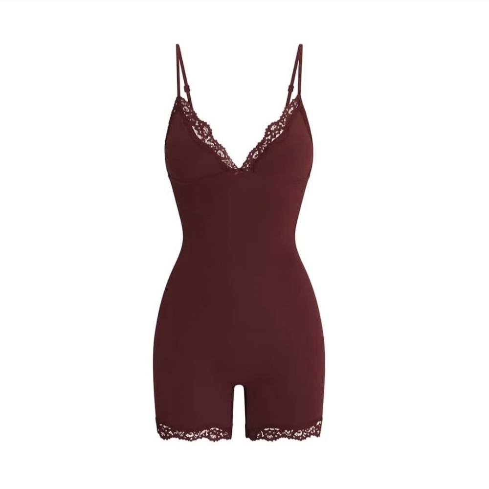 Skims Fits Everybody Lace Triangle Bodysuit, Oxblood, Small And XL